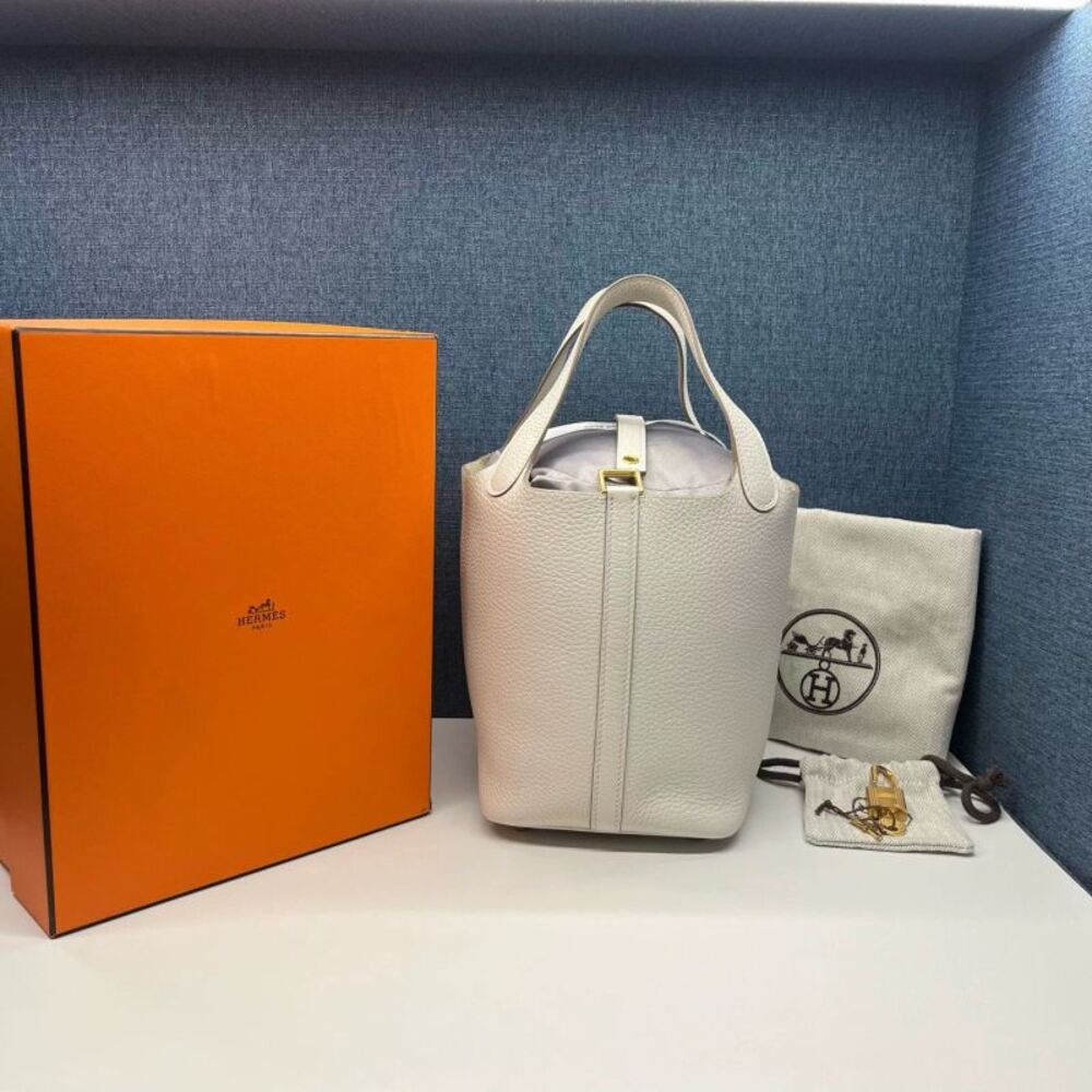 Hermès Women Pre-Loved Bag Very Good Condition